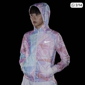 Nike Women's Pastel Geometric nylon Hooded Running windbreaker jacket